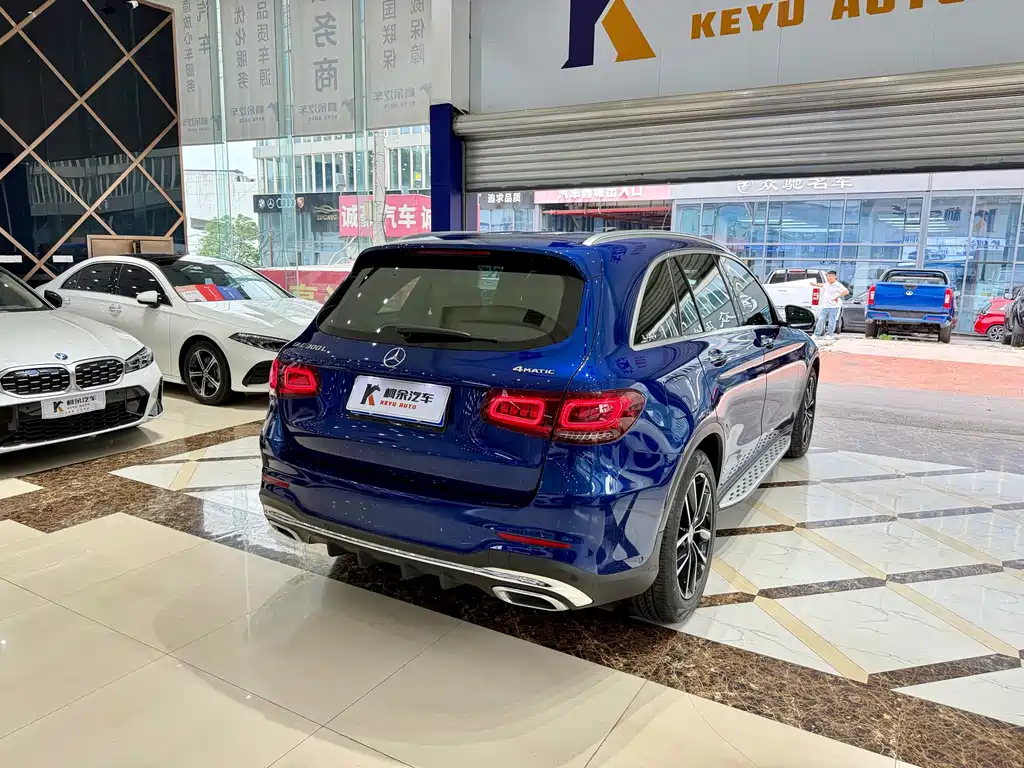 Mercedes-Benz GLC 2020 — фото 13