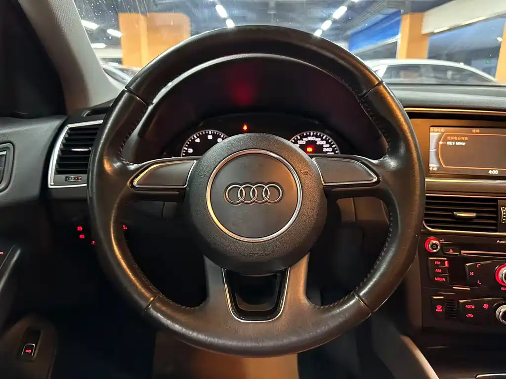 Audi Q5 2015 — фото 10