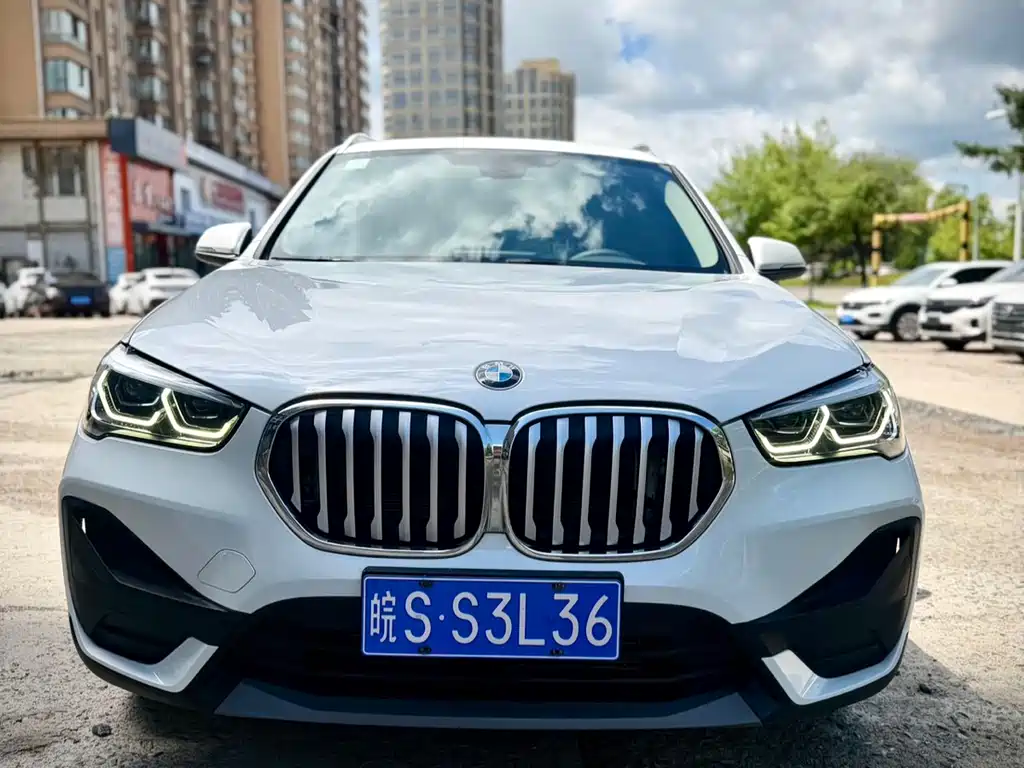 BMW X1 2021 — фото 2