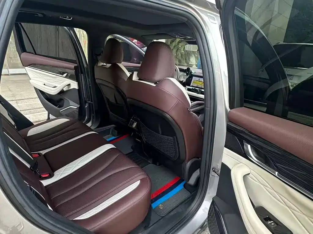 Geely Xingyue L 2023 — фото 10