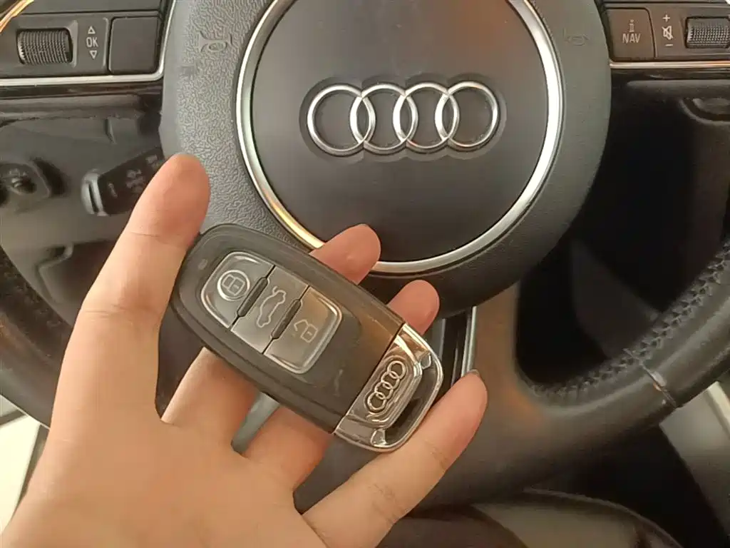 Audi Q5 2015 — фото 9