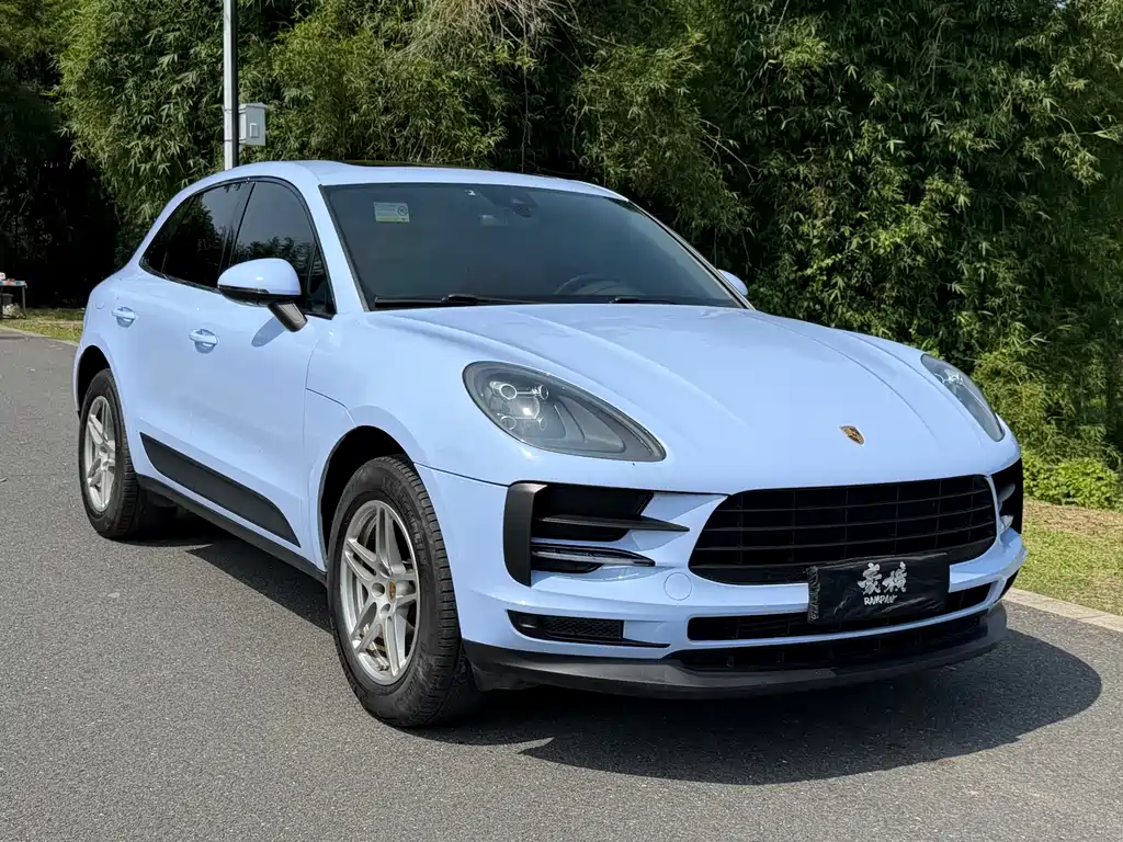 Porsche Macan 2019 — фото 1