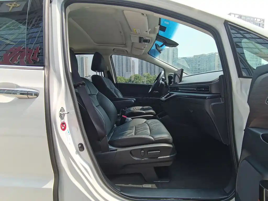 Honda Odyssey 2022 — фото 12