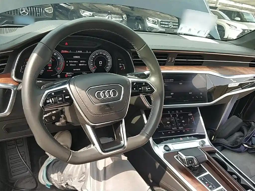 Audi A6L 2023 — фото 10