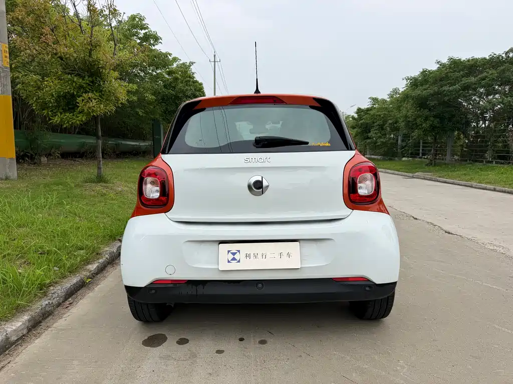 smart Forfour 2017 — фото 14