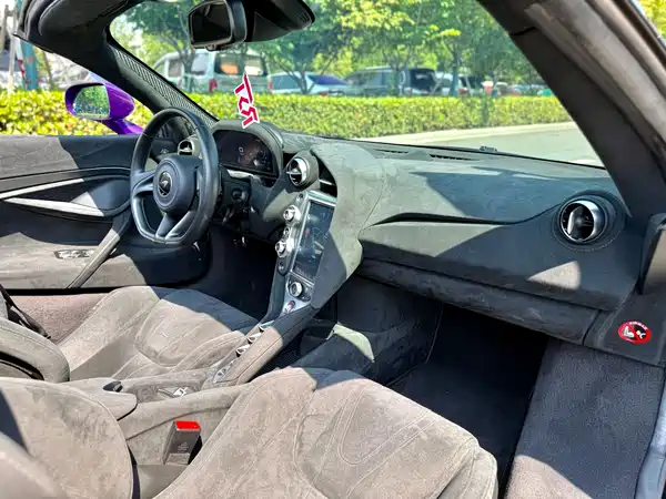 McLaren 720S 2020