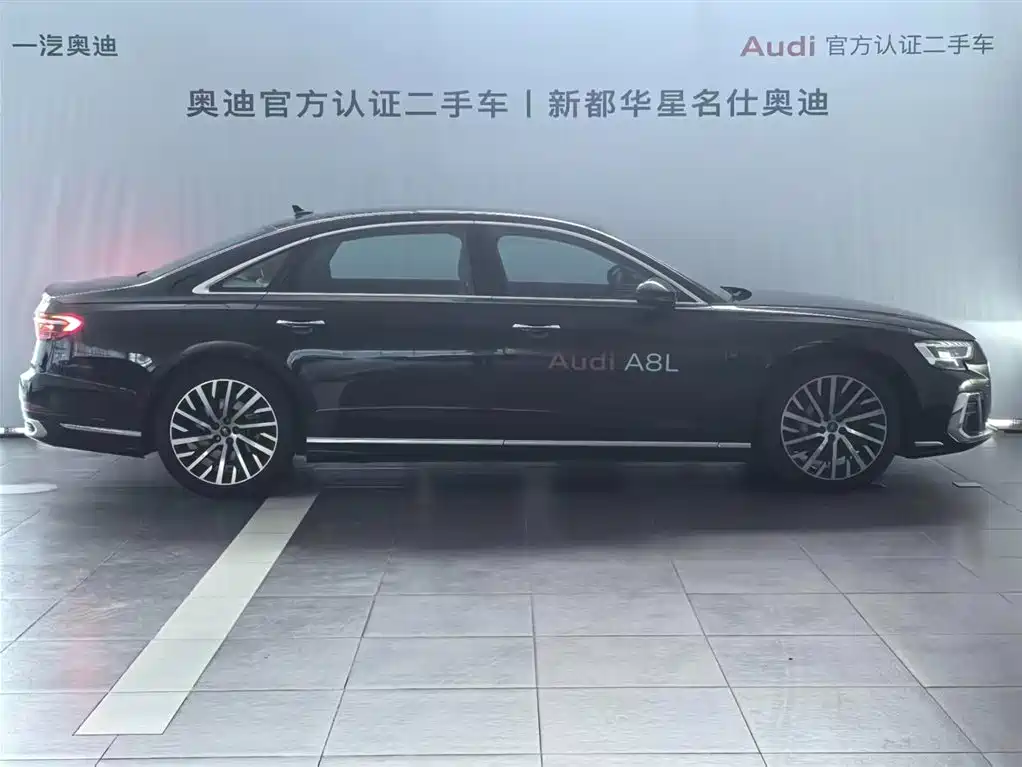 Audi A8 2024 — фото 5