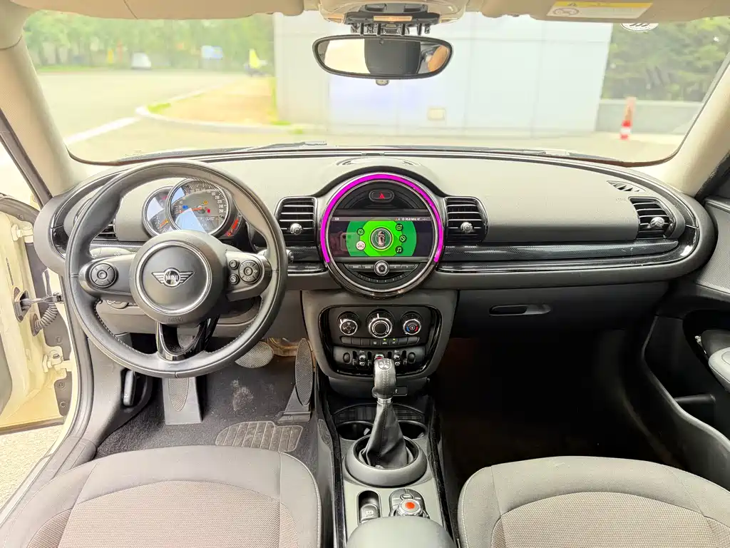 MINI Clubman 2019 — фото 19