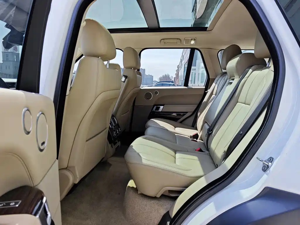 Land Rover Range Rover 2017 — фото 10