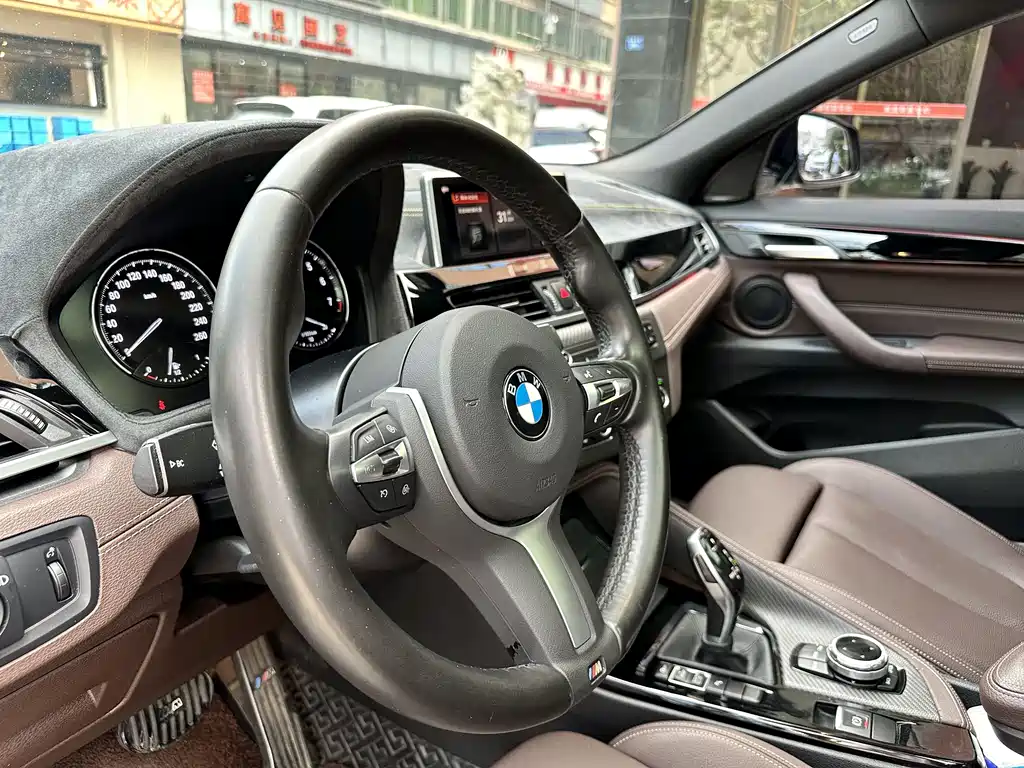 BMW X2 2020 — фото 8