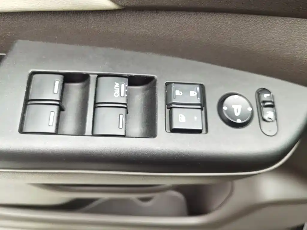 Honda CR-V 2015 — фото 9