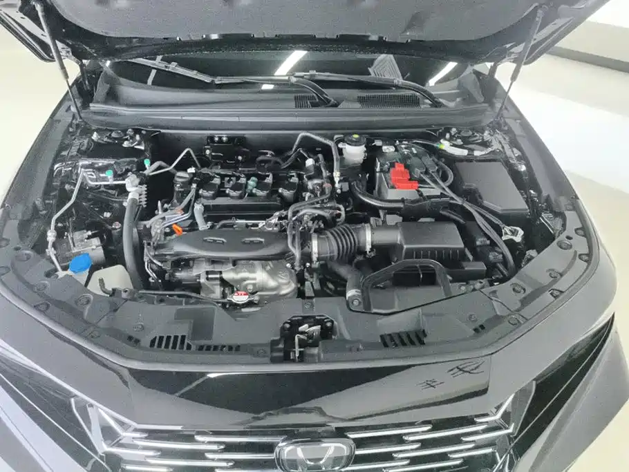 Honda Accord 2025 — фото 10