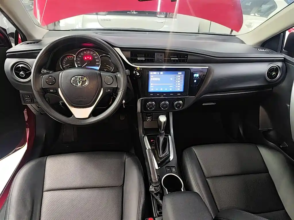 Toyota Levin 2018 — фото 10