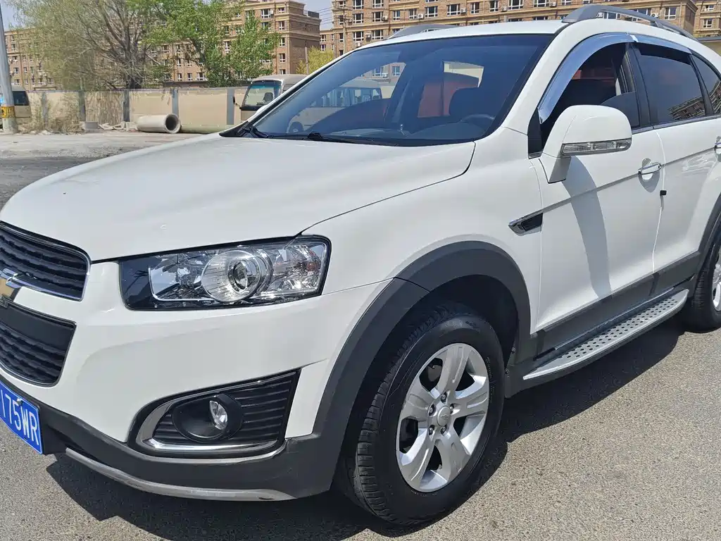 Chevrolet Captiva 2017 — фото 2