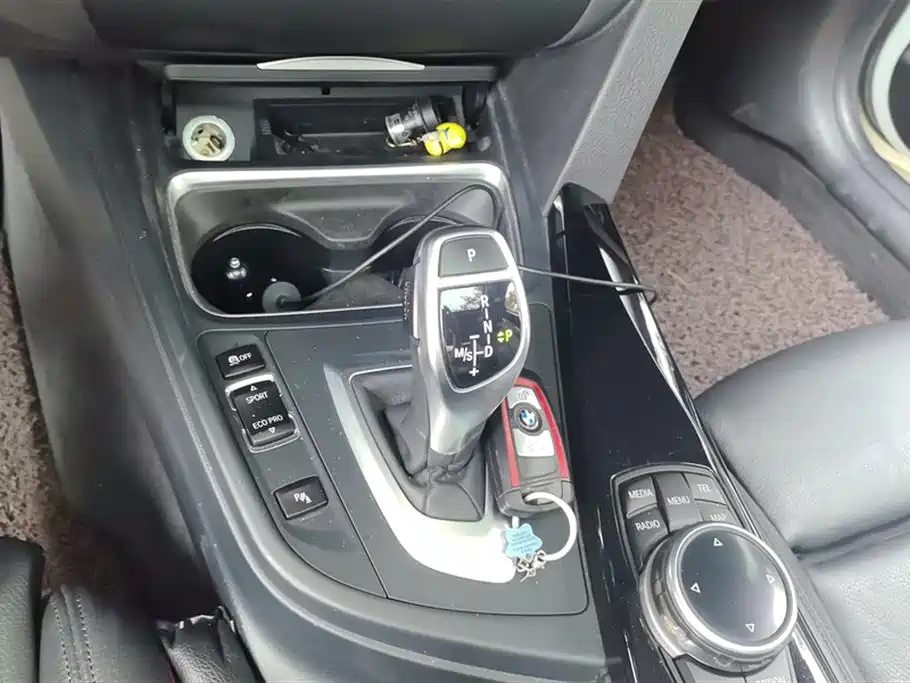 BMW 3 Series 2014 — фото 16