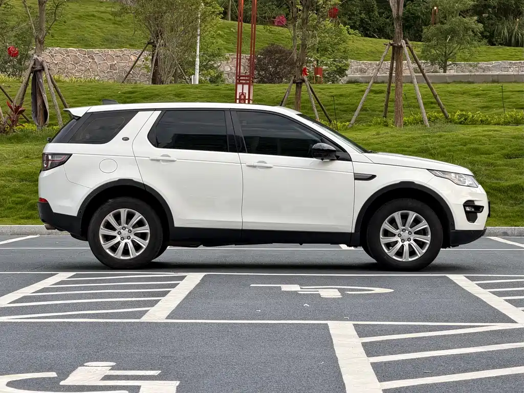 Land Rover Discovery Sport 2019 — фото 4