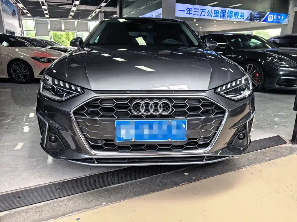 Audi A4L 2022 — фото 2