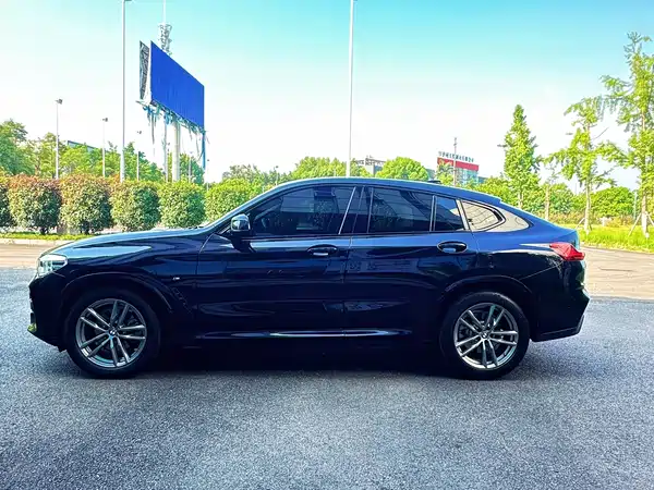 BMW X4 2024