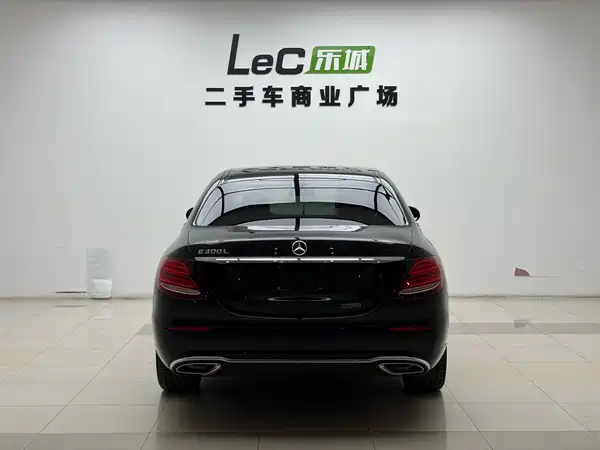 Mercedes-Benz E-Class 2016