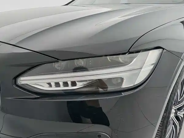 Volvo S90 2021