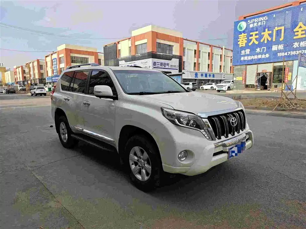 Toyota Prado 2017 — фото 15