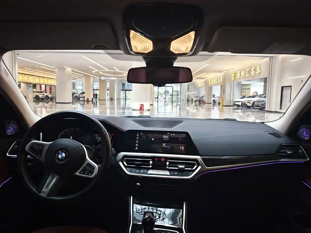 BMW 3 Series 2021 — фото 14