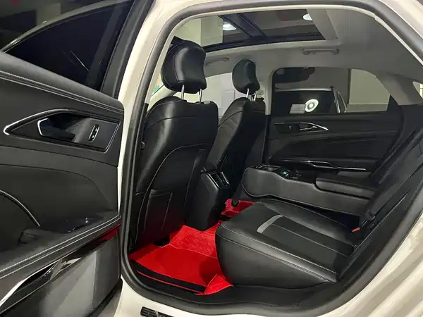Ford Taurus 2016