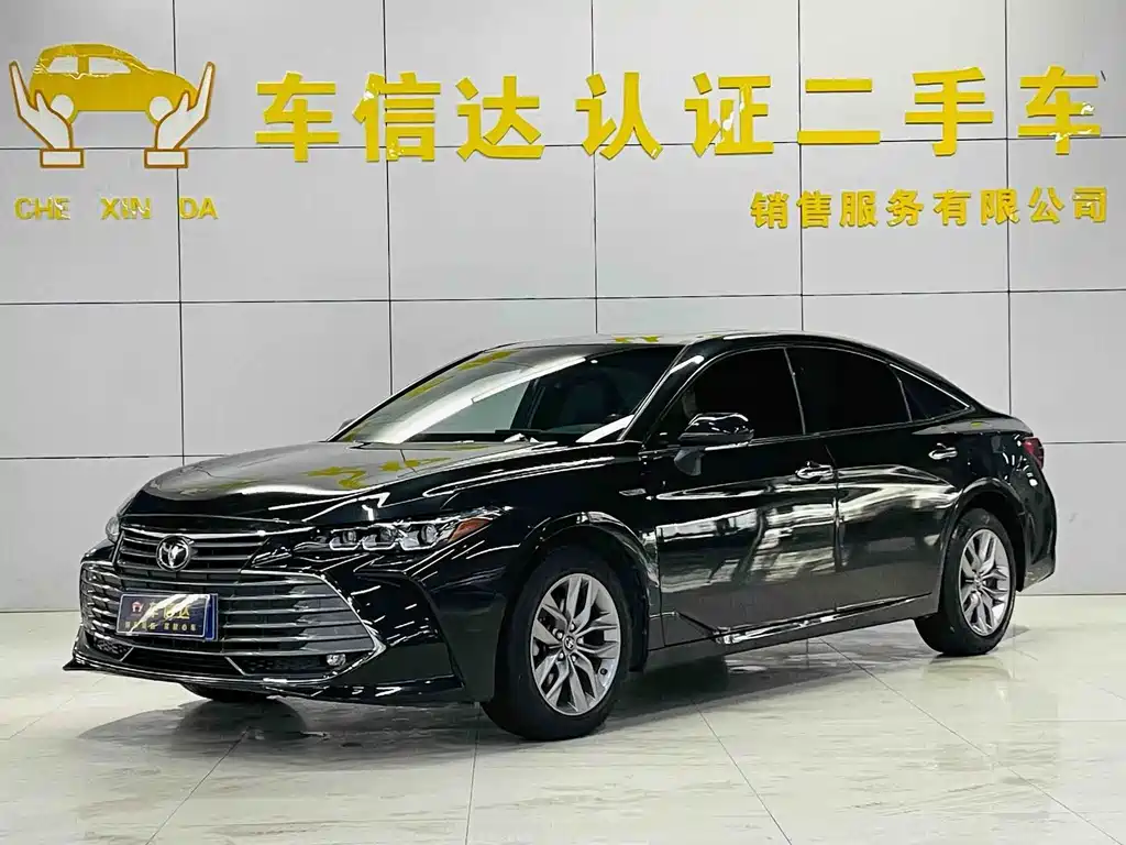 Toyota Avalon 2022 — фото 1