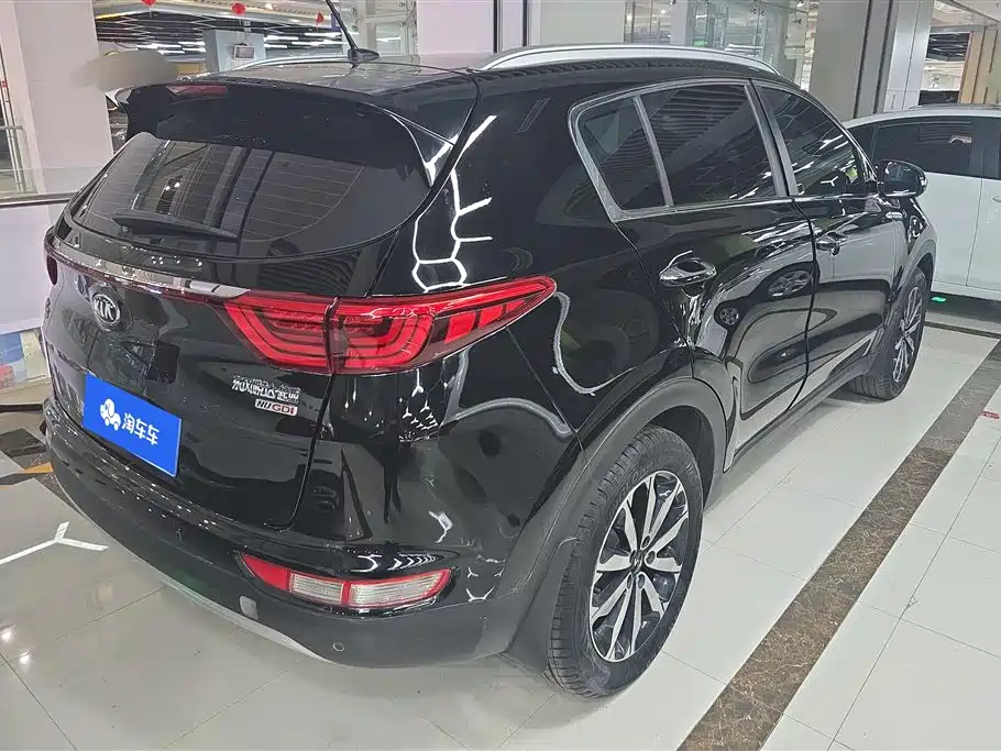 Kia KX5 2018 — фото 3