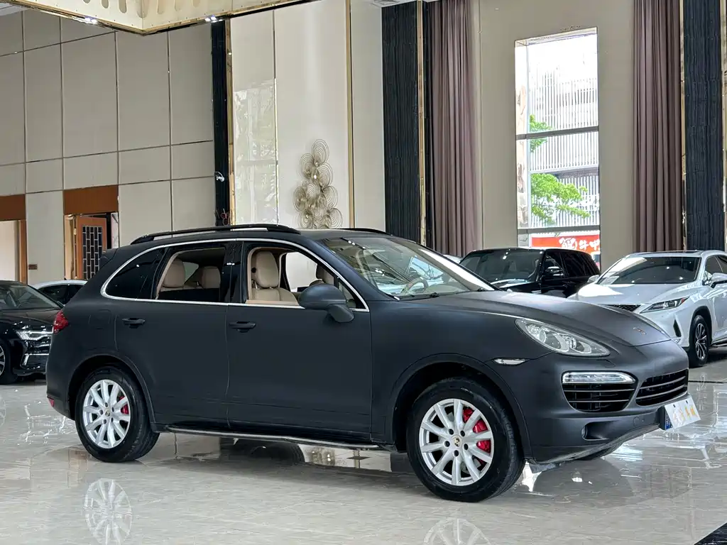 Porsche Cayenne 2011 — фото 4
