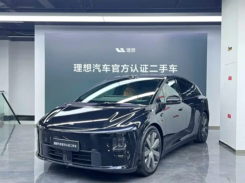 Li Auto i6 2025 — фото 1