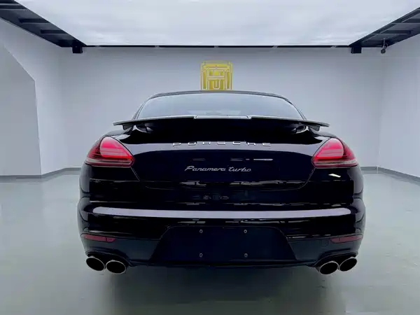 Porsche Panamera 2016