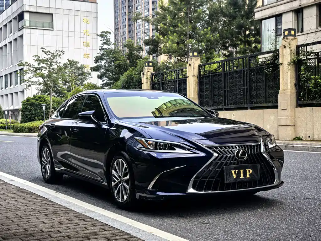 Lexus ES 2023 — фото 3