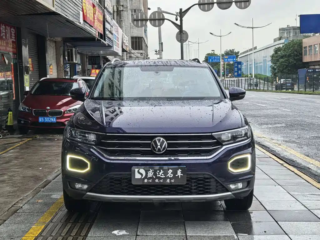 Volkswagen T-Roc 2021 — фото 2