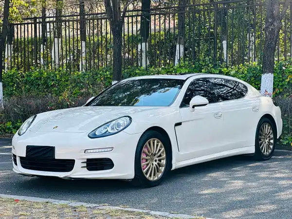 Porsche Panamera 2016