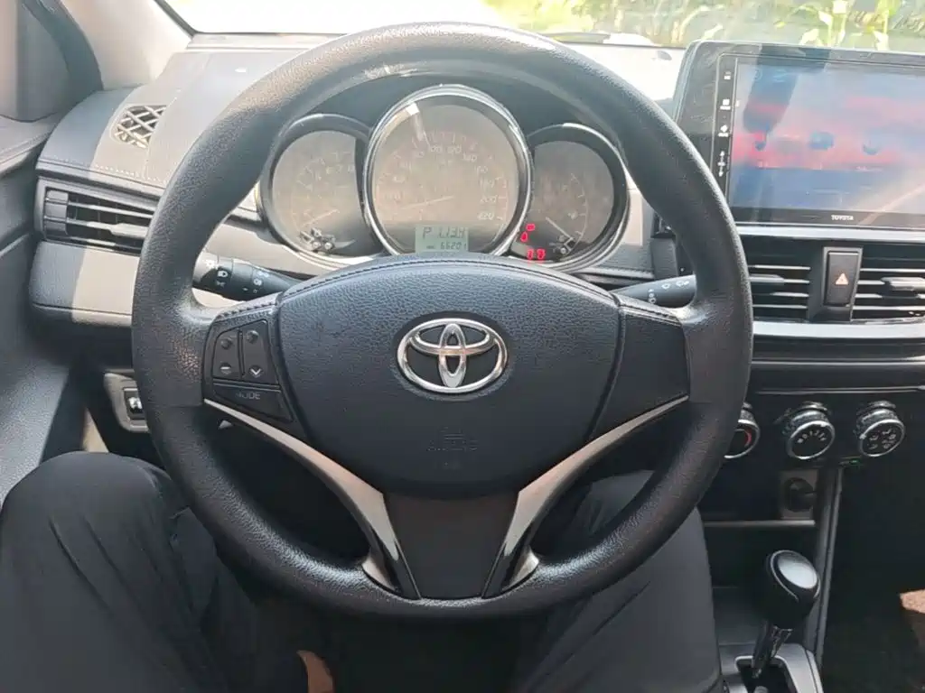 Toyota Vios 2022 — фото 11