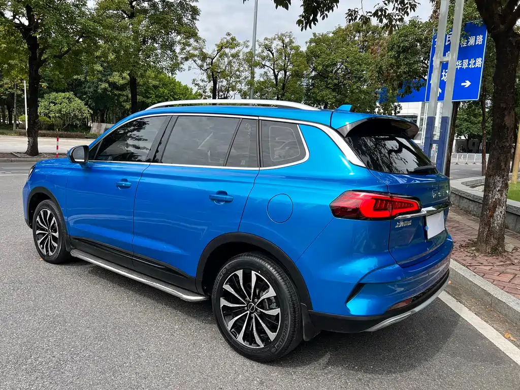 Roewe RX5 MAX 2022 — фото 8