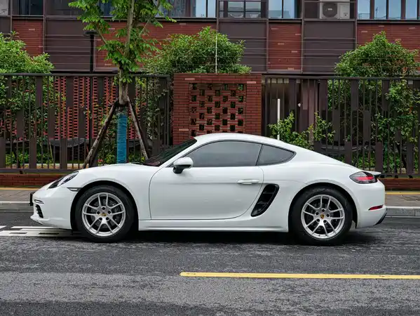 Porsche 718 2024