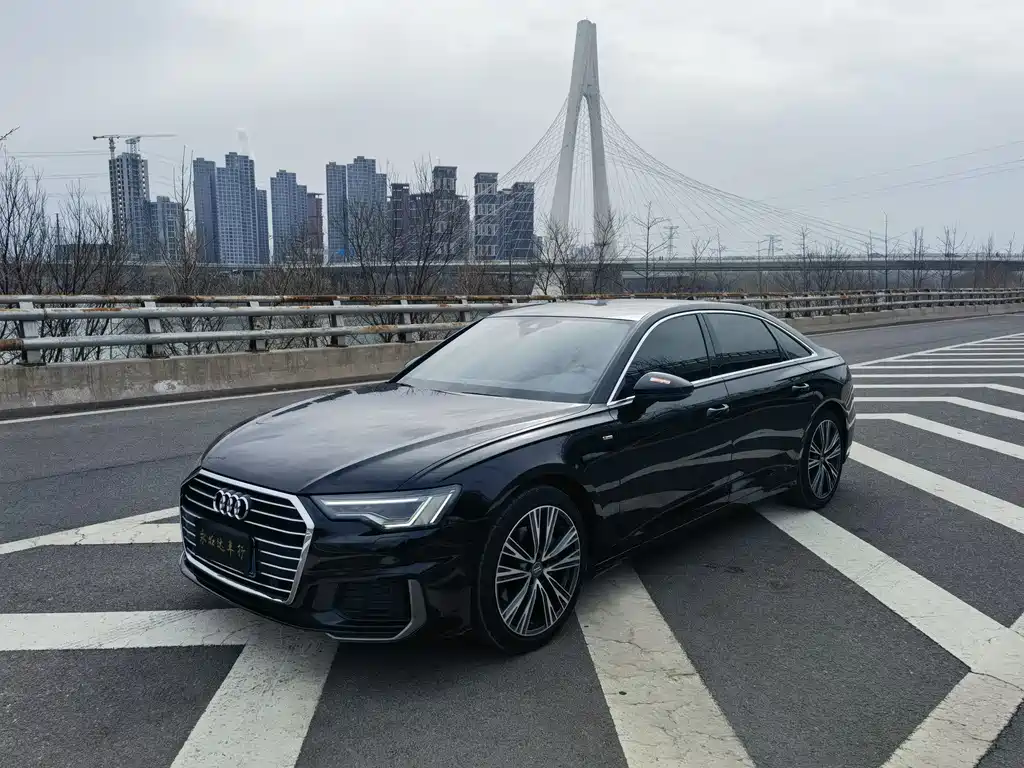 Audi A6L 2020 — фото 1