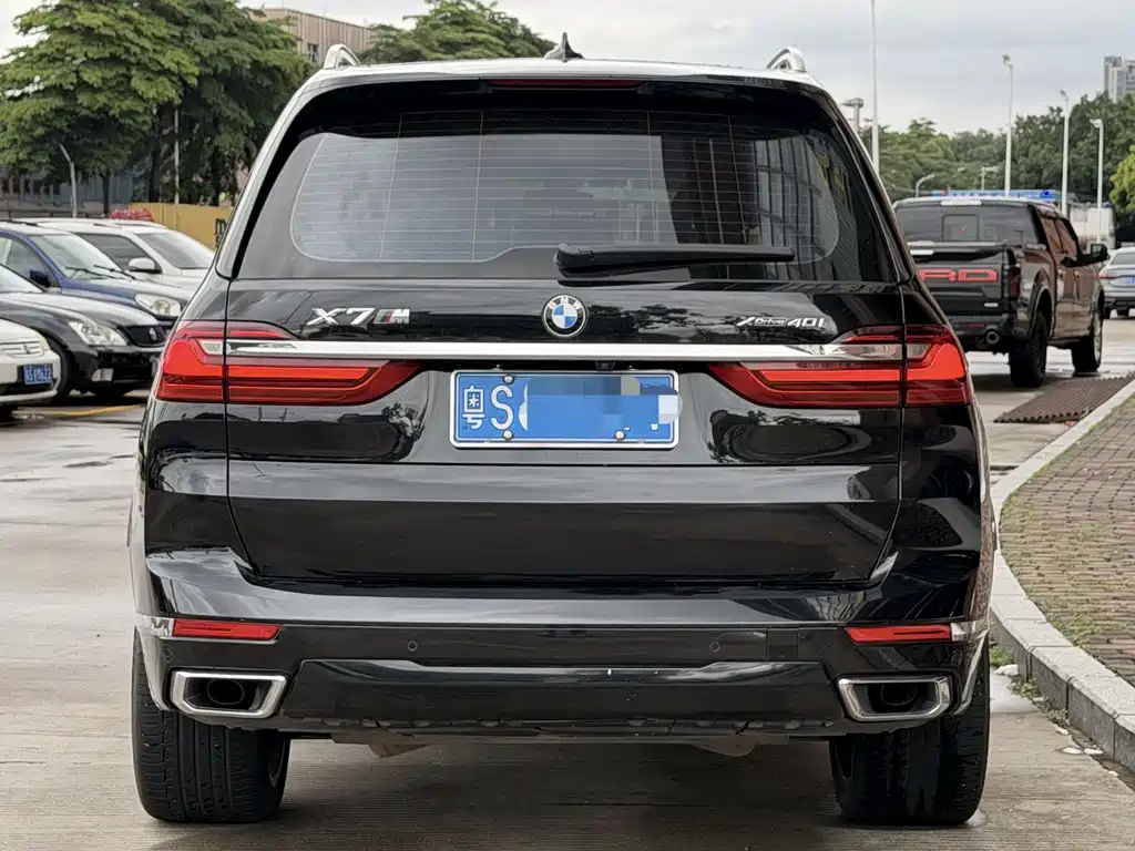 BMW X7 2021 — фото 3