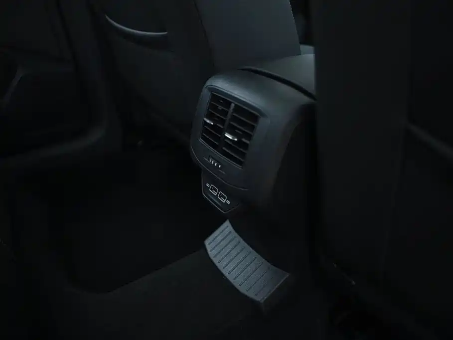 Volkswagen T-Roc 2022 — фото 16