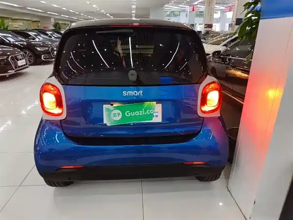 smart fortwo 2019