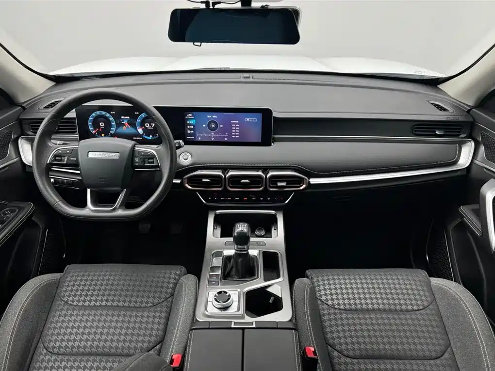 Jetour X70 PLUS 2022 — фото 17