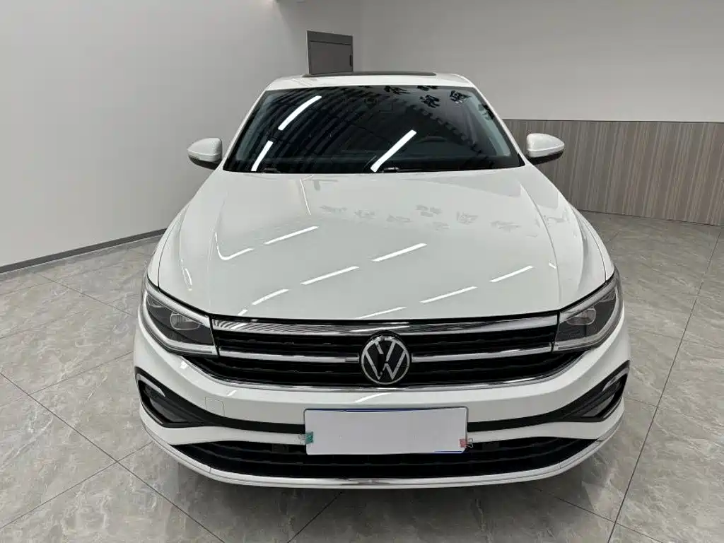 Volkswagen Bora 2023