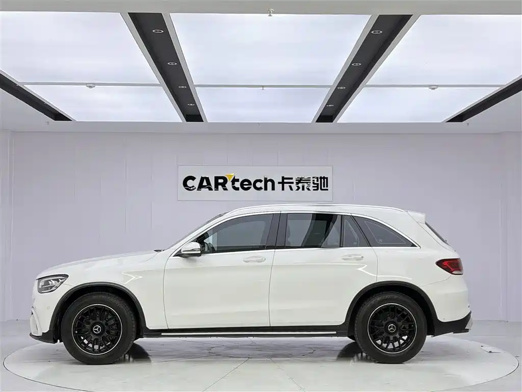 Mercedes-Benz GLC 2022 — фото 8
