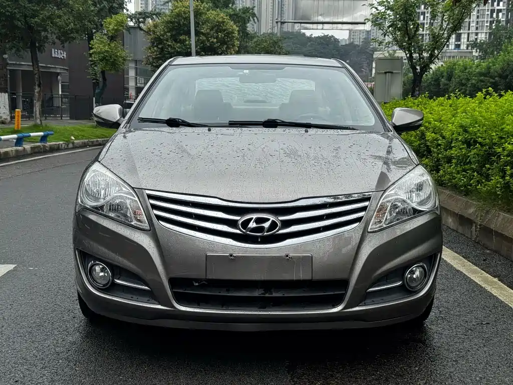 Hyundai Elantra 2015 — фото 2