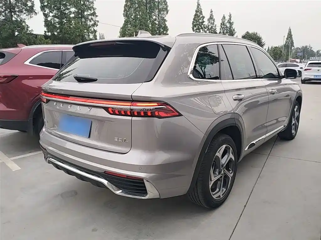 Geely Xingyue L 2023 — фото 7