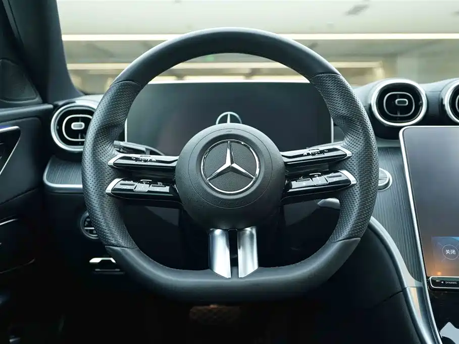 Mercedes-Benz C-Class 2022 — фото 16