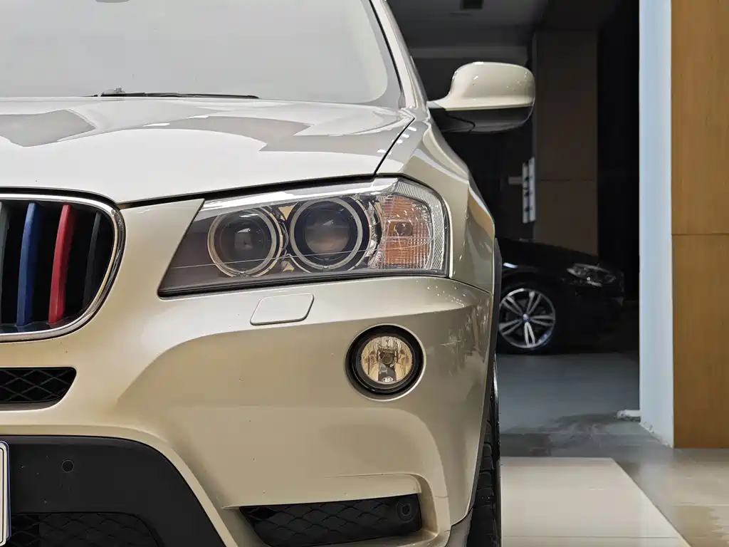 BMW X3 2013 — фото 2