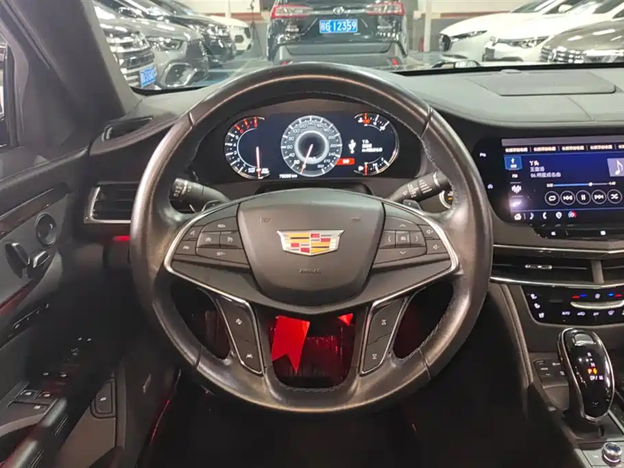 Cadillac CT6 2021 — фото 15
